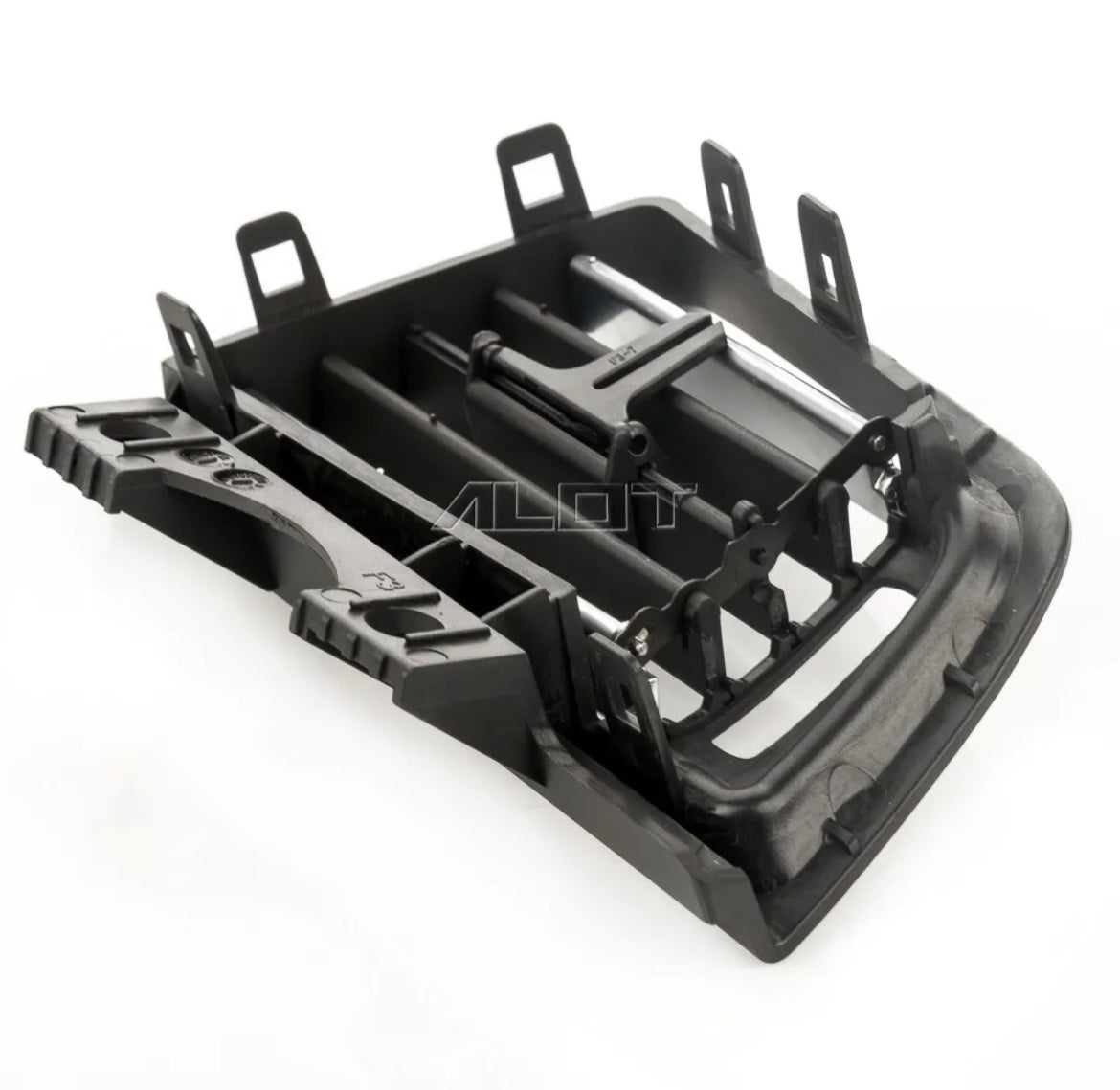 BMW F10 F11 OTVOR VENTILACIJE •Lijevi