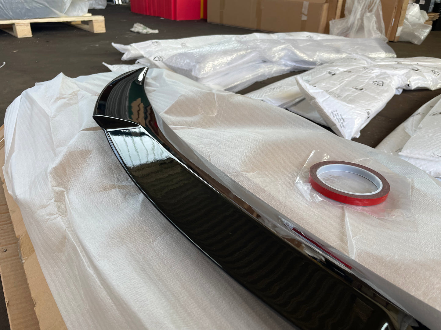 REAR SPOILER for BMW E90 M4 Look