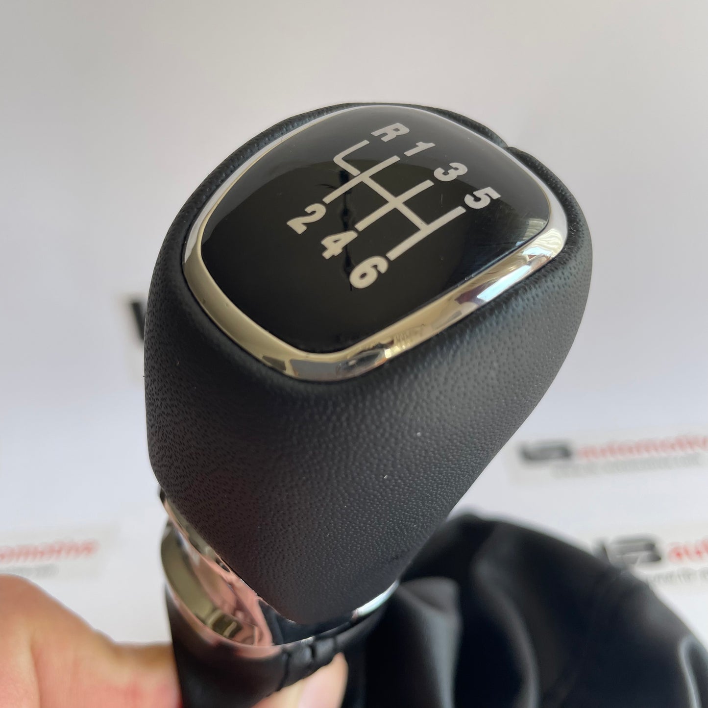GEAR SHIFT HANDLE for ŠKODA OCTAVIA III