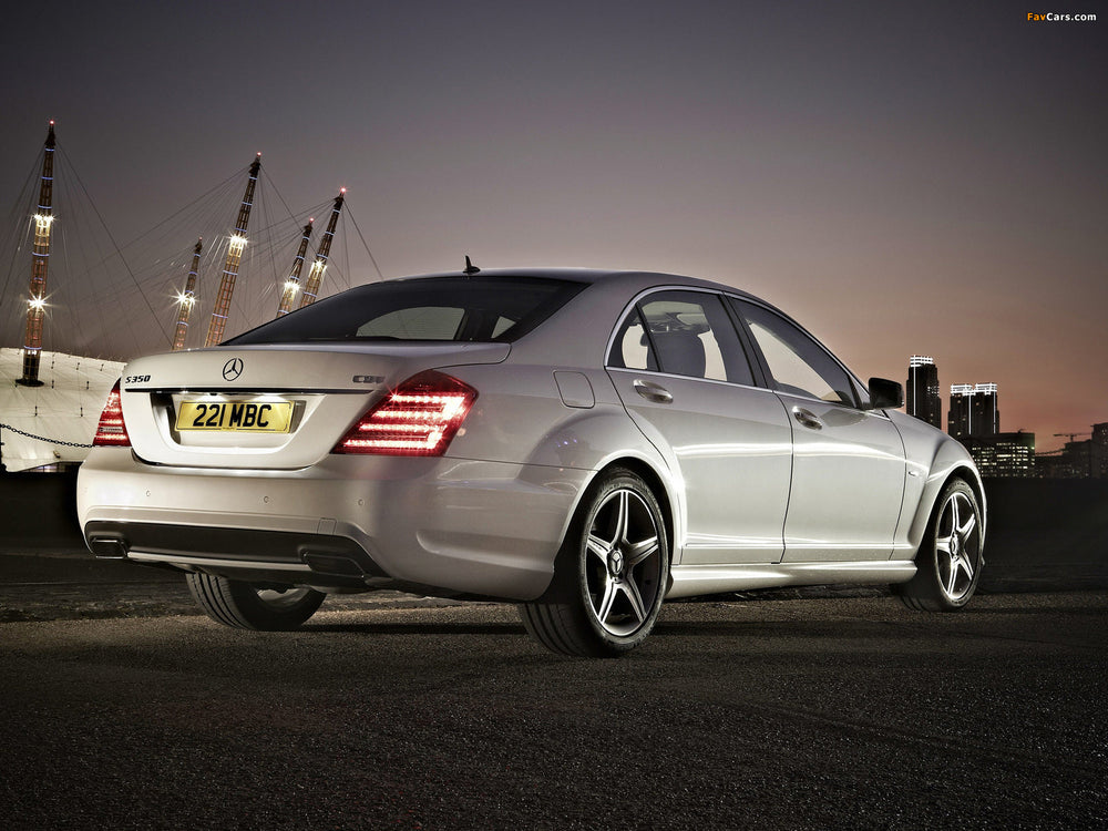 Mercedes-Benz W221