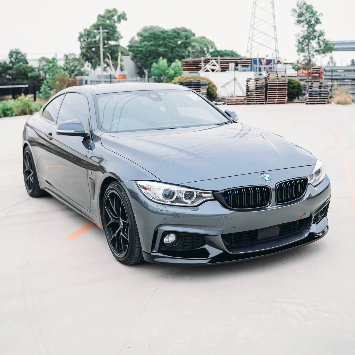 SPREDNJI ODBIJAČ za BMW F32 F33 F36 Piano Black