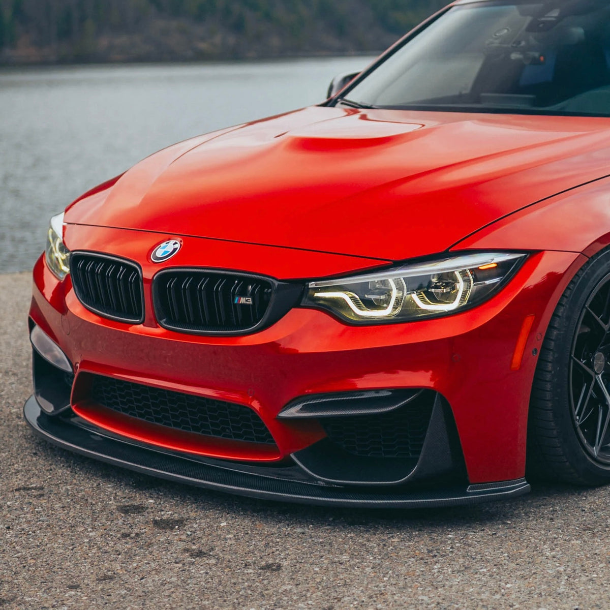 Prednji lip za BMW M3 F80 M4 F82 F83 Piano crni