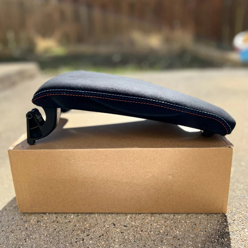 ALCANTARA CARBON RUKONASLON za BMW Serije 3 E90 E91 E92 E93